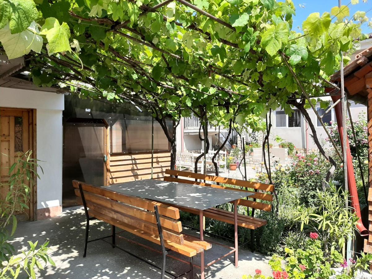 Bcm Family House Hotel 2 ไม ภายนอก รูปภาพ