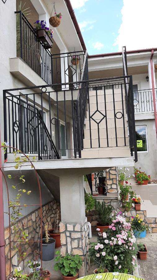 Bcm Family House Hotel 2 ไม ภายนอก รูปภาพ